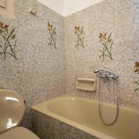 Manousi 2 - First Floor *