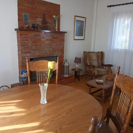 Manousi 2 - First Floor * Mystras