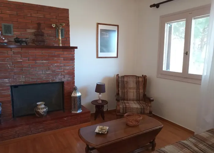 Manousi 2 - First Floor Vakantiehuis